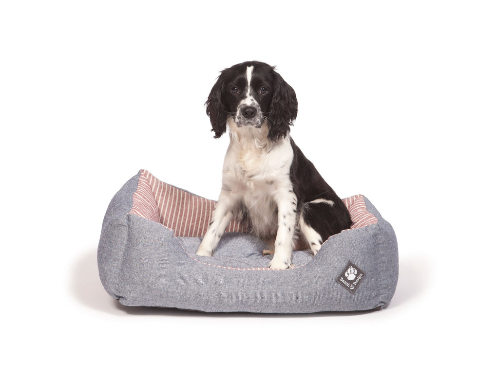 Danish design maritime snuggle bed shop